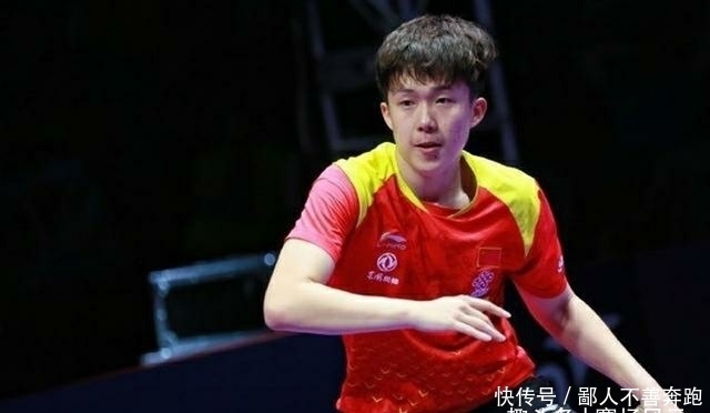 在球场上 在球场上