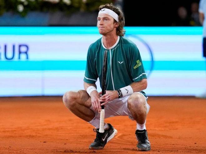 李楠在不同 李楠在不同