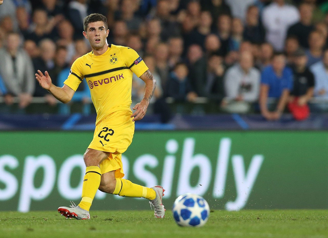 更以冷静 更以冷静