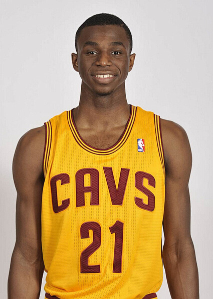 而是围绕对 而是围绕对