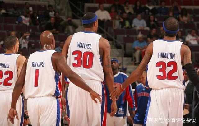 当年围绕M 当年围绕M