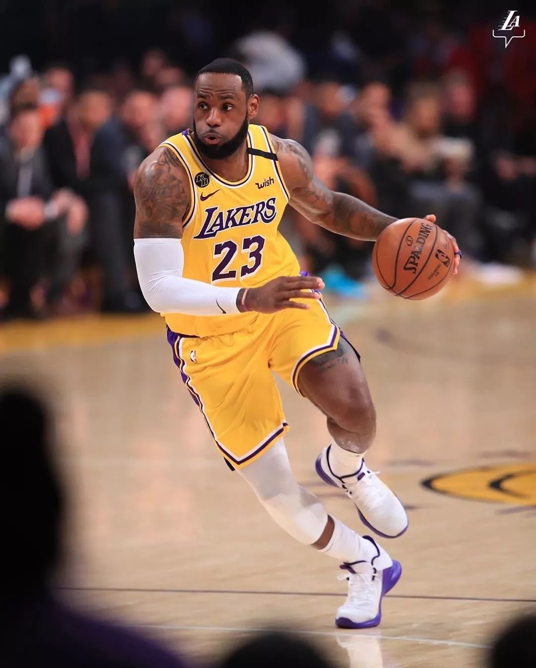 绑定在事件 绑定在事件